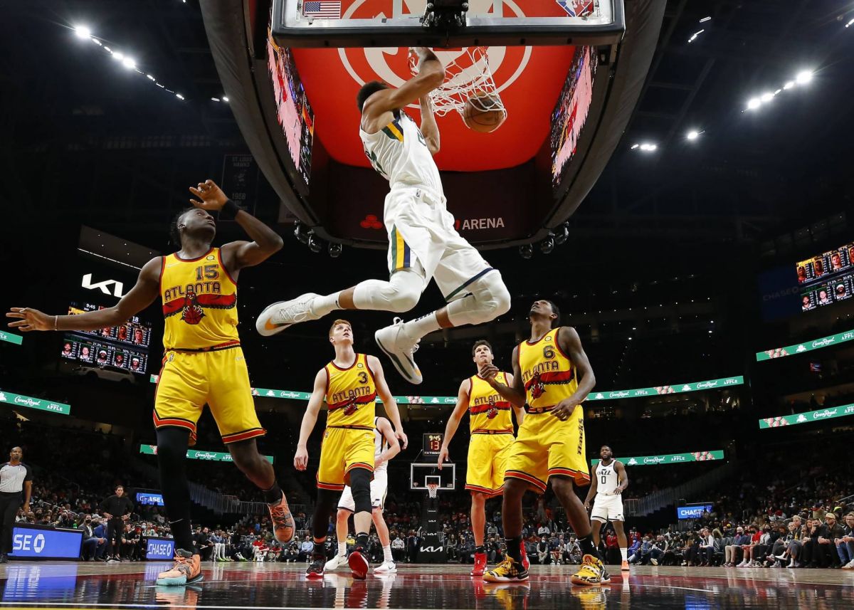 Phoenix se réconforte, Utah caracole