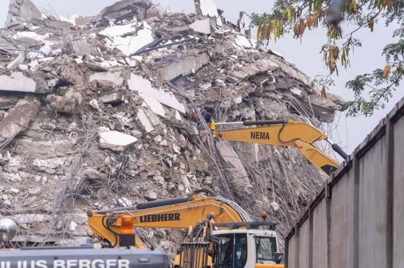 Effondrement d'un immeuble lundi à Lagos : 36 morts et 9 rescapés