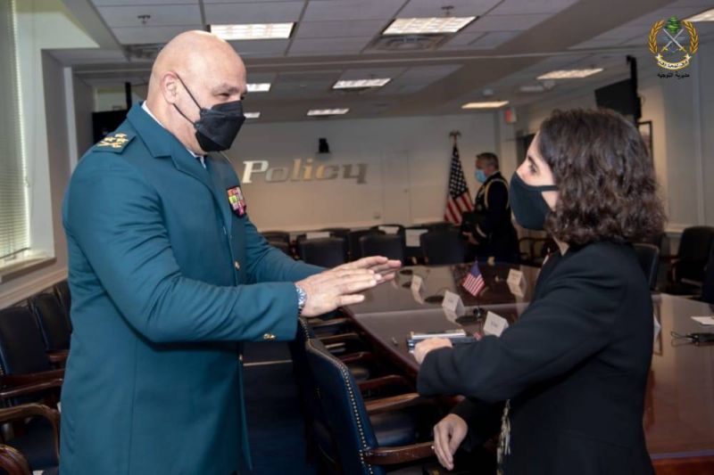 Le commandant en chef de l'armée reçu au Pentagone