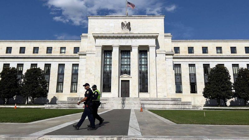 La Fed réduit son intervention sur les marchés