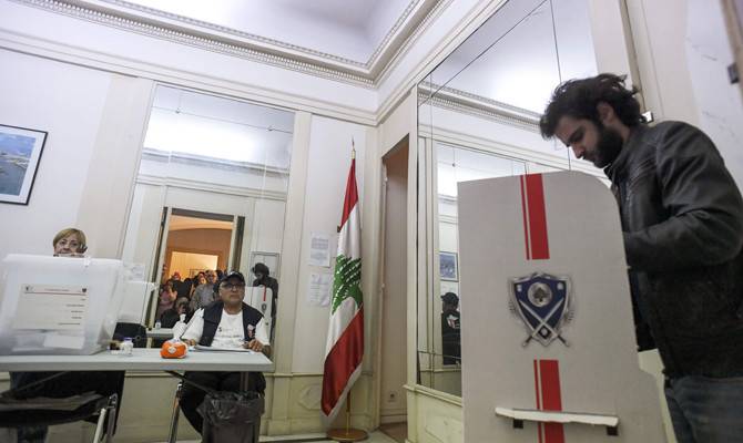 Vous hésitez à vous inscrire pour voter à l'étranger ? 
