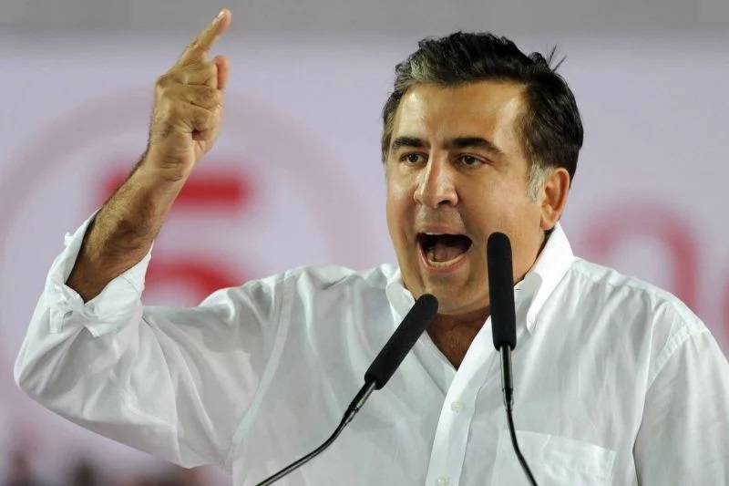 L'ex président Saakachvili, en grève de la faim, dans un état critique L'ex président Saakachvili, en grève de la faim, dans un état critique