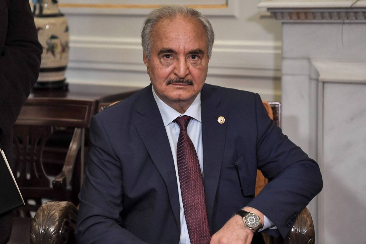 L'homme fort de l'Est, Khalifa Haftar, candidat à la présidentielle