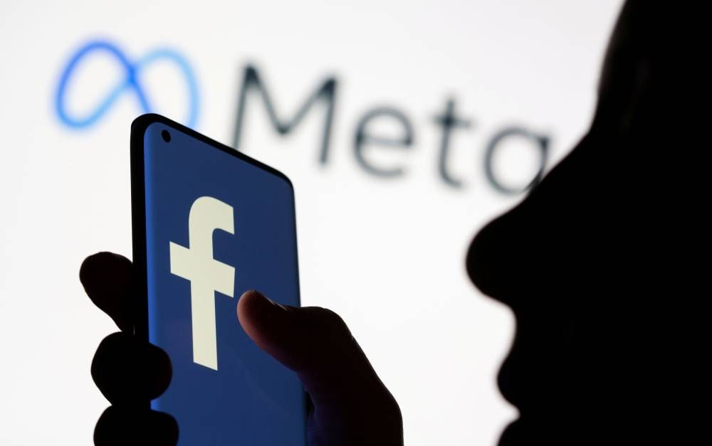La lanceuse d'alerte de Facebook prône des réseaux sociaux 