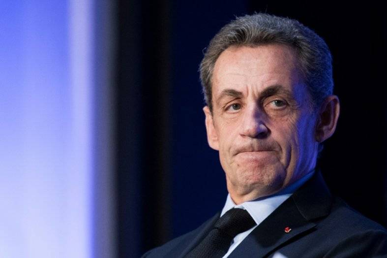Des peines de prison requises contre des proches de Sarkozy