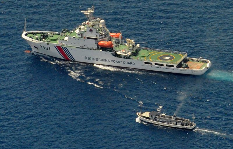Les Philippines accusent la Chine de tirs au canon à eau sur leurs bateaux dans une zone contestée