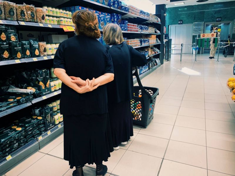 Quand les allées du supermarché racontent les histoires de la crise libanaise
