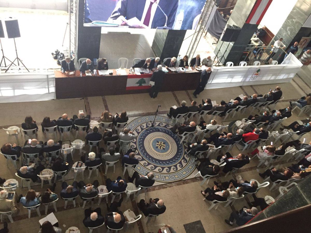 Candidate said to be backed by Future, FPM, Amal elected president of Beirut Bar Association Candidate said to be backed by Future, FPM, Amal elected president of Beirut Bar Association
