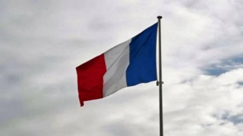 Un arsenal et des objets néonazis découverts en Normandie