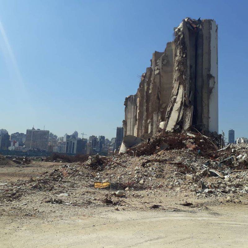 Les grains des silos du port de Beyrouth envoyés dans plusieurs usines locales pour être recyclés