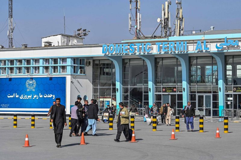Les talibans demandent l'aide de l'UE pour garantir le fonctionnement des aéroports