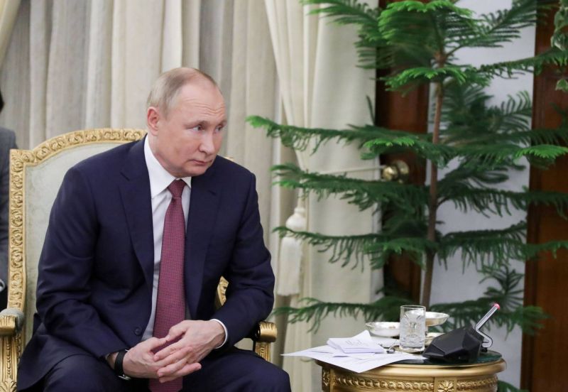 Entretien virtuel Poutine-Biden mardi: le Kremlin n'attend pas de 