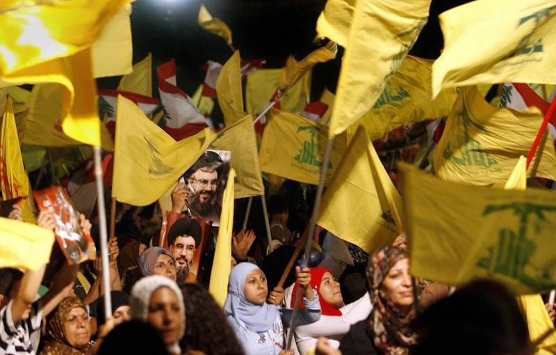 Hezbollah says path to ending government crisis is respect for the constitution