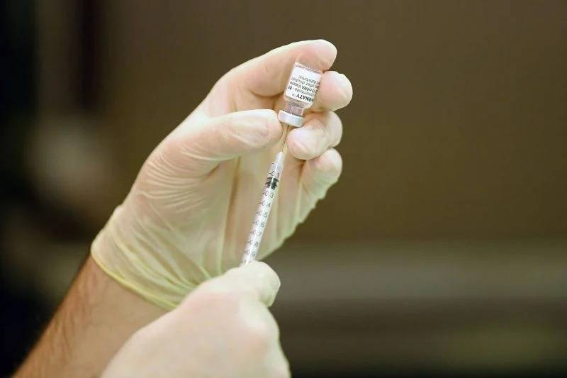 France donates 500,000 COVID-19 vaccines to Lebanon