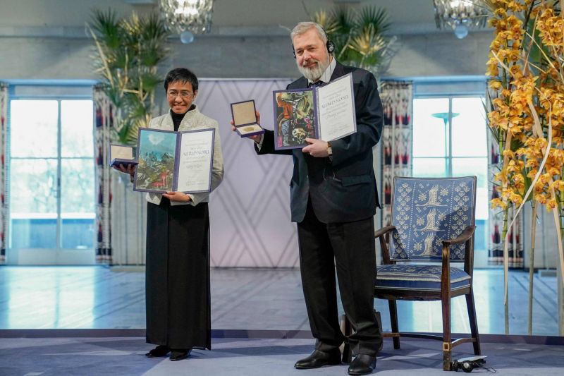 Deux champions d’une liberté de la presse menacée reçoivent le Nobel de la paix