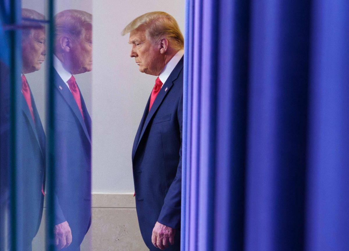 L'enquête sur l'assaut du Capitole se rapproche encore un peu plus de Trump