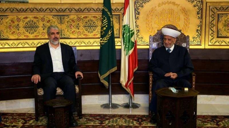 Hamas' Khaled Mechaal meets Grand Mufti Derian, assures him of his group's 'respect for this country, its political authority and its laws' Hamas' Khaled Mechaal meets Grand Mufti Derian, assures him of his group's 'respect for this country, its political authority and its laws'