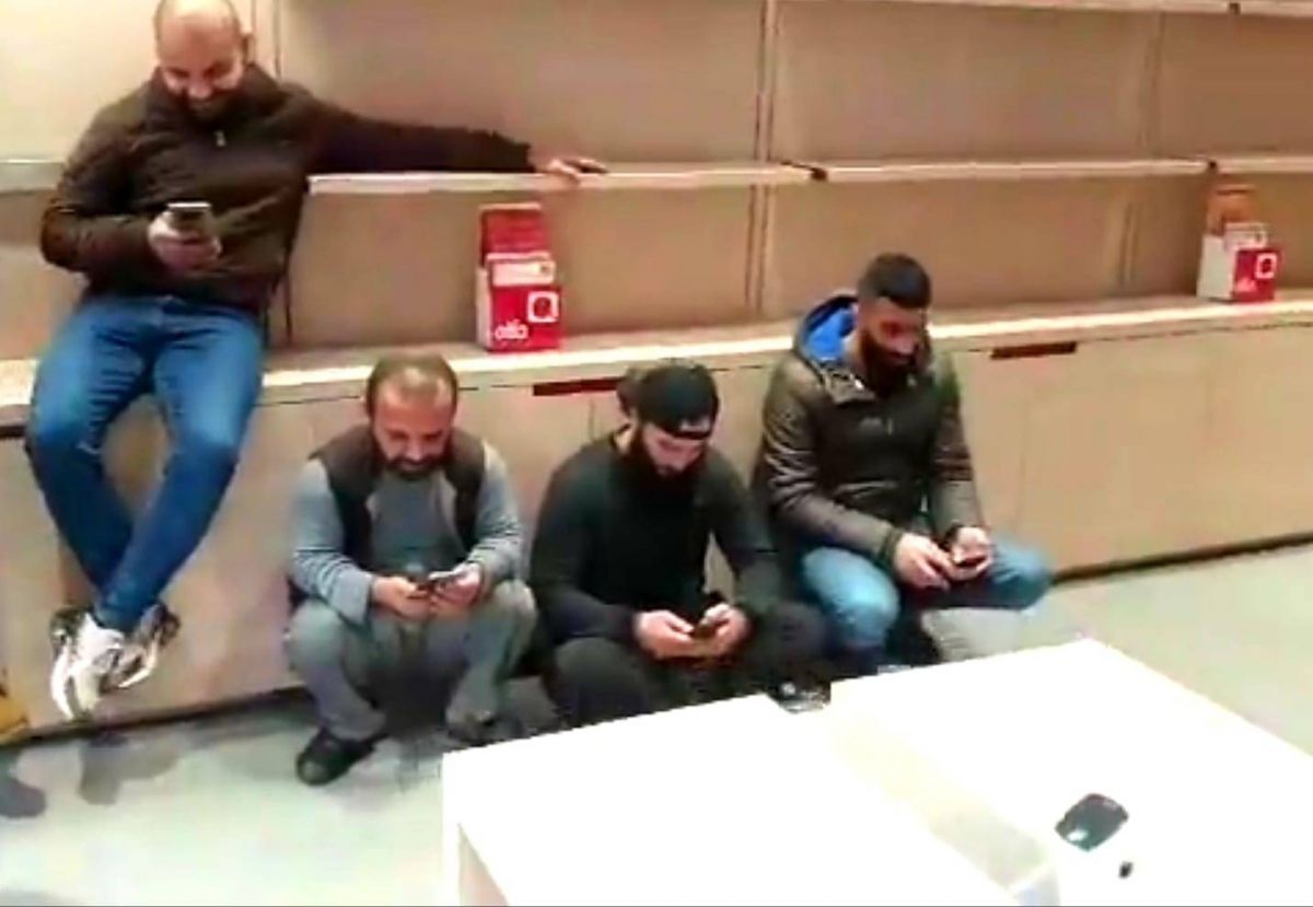 Sit-in devant les bureaux d'Alfa au Akkar contre les coupures de réseau