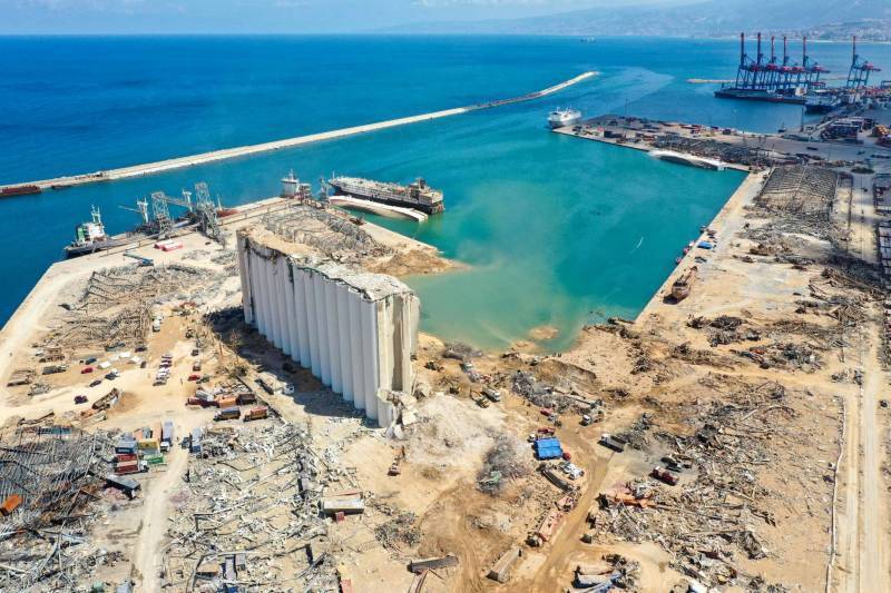 Justice minister meets with relatives of detainees held in connection to the Beirut port blast probe Justice minister meets with relatives of detainees held in connection to the Beirut port blast probe