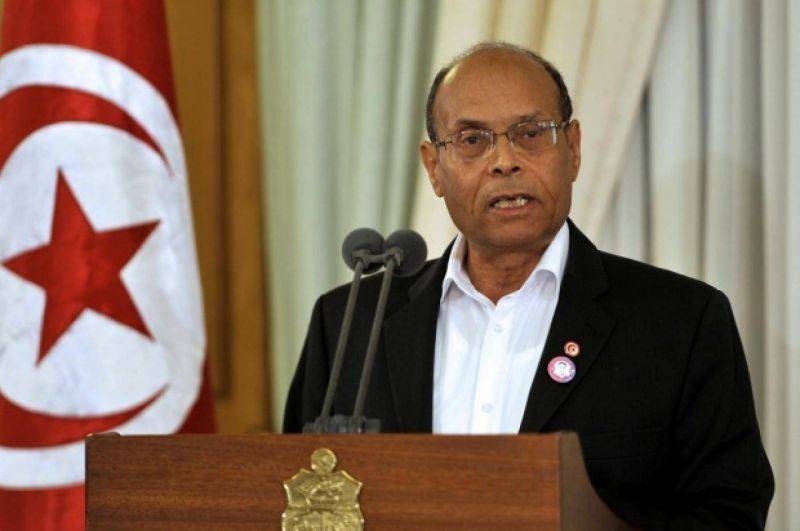 Quatre ans de prison pour l'ex président Marzouki, critique de Saied