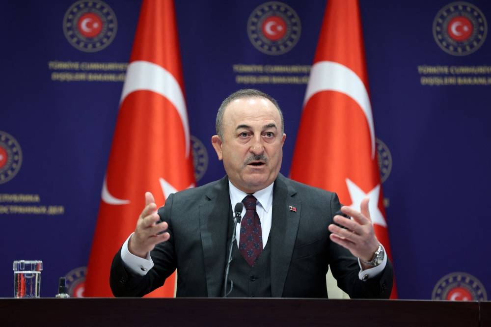 La Turquie exhorte la Russie à abandonner ses exigences 