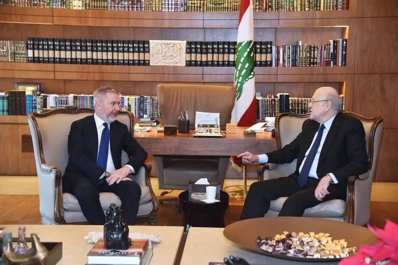 Efforts underway to reunite government, Mikati assures in Christmas message