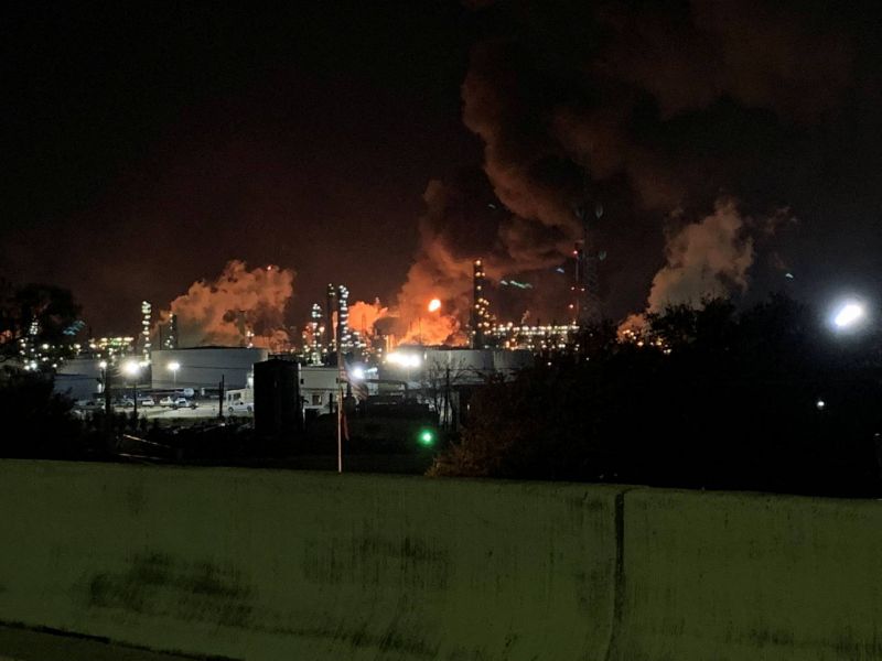 Quatre blessés lors d'un incendie dans une raffinerie ExxonMobil au Texas