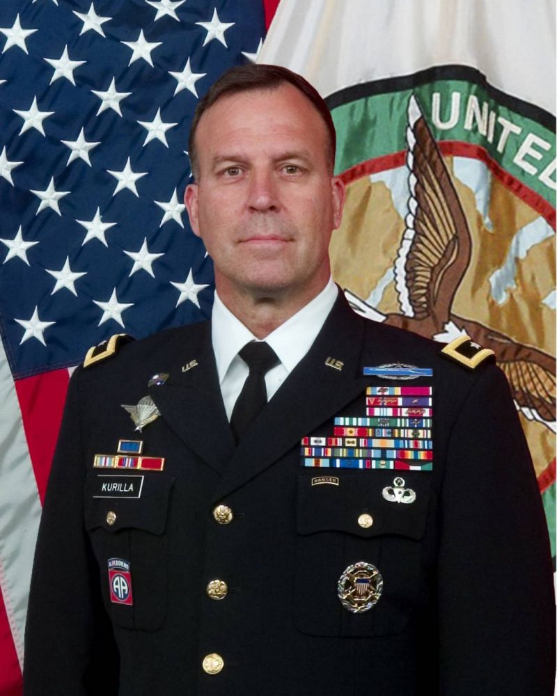 Un général parachutiste choisi pour diriger les opérations du Pentagone au Moyen-Orient