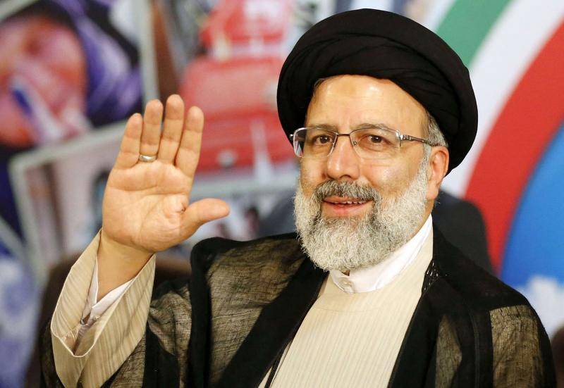 Le président iranien invité début 2022 en Russie