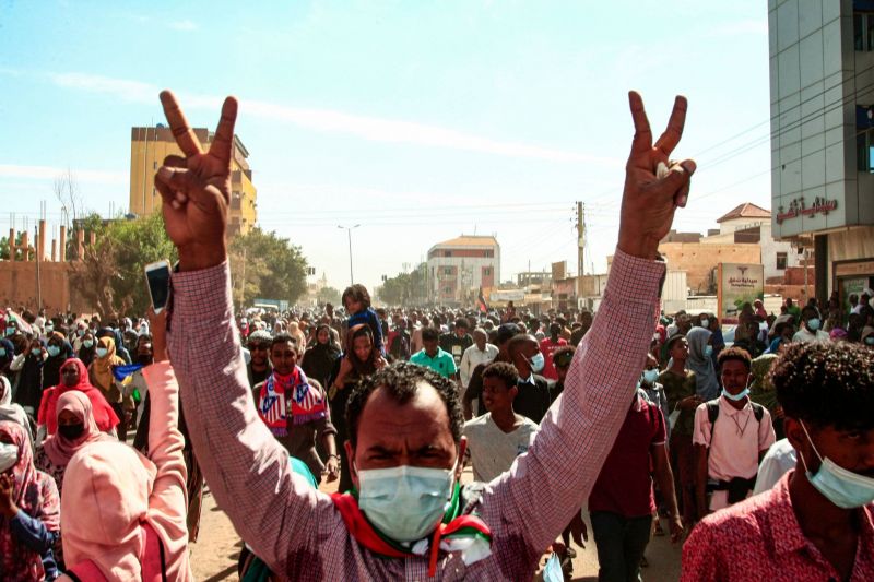 La démission de Hamdok plonge le Soudan dans l’inconnu