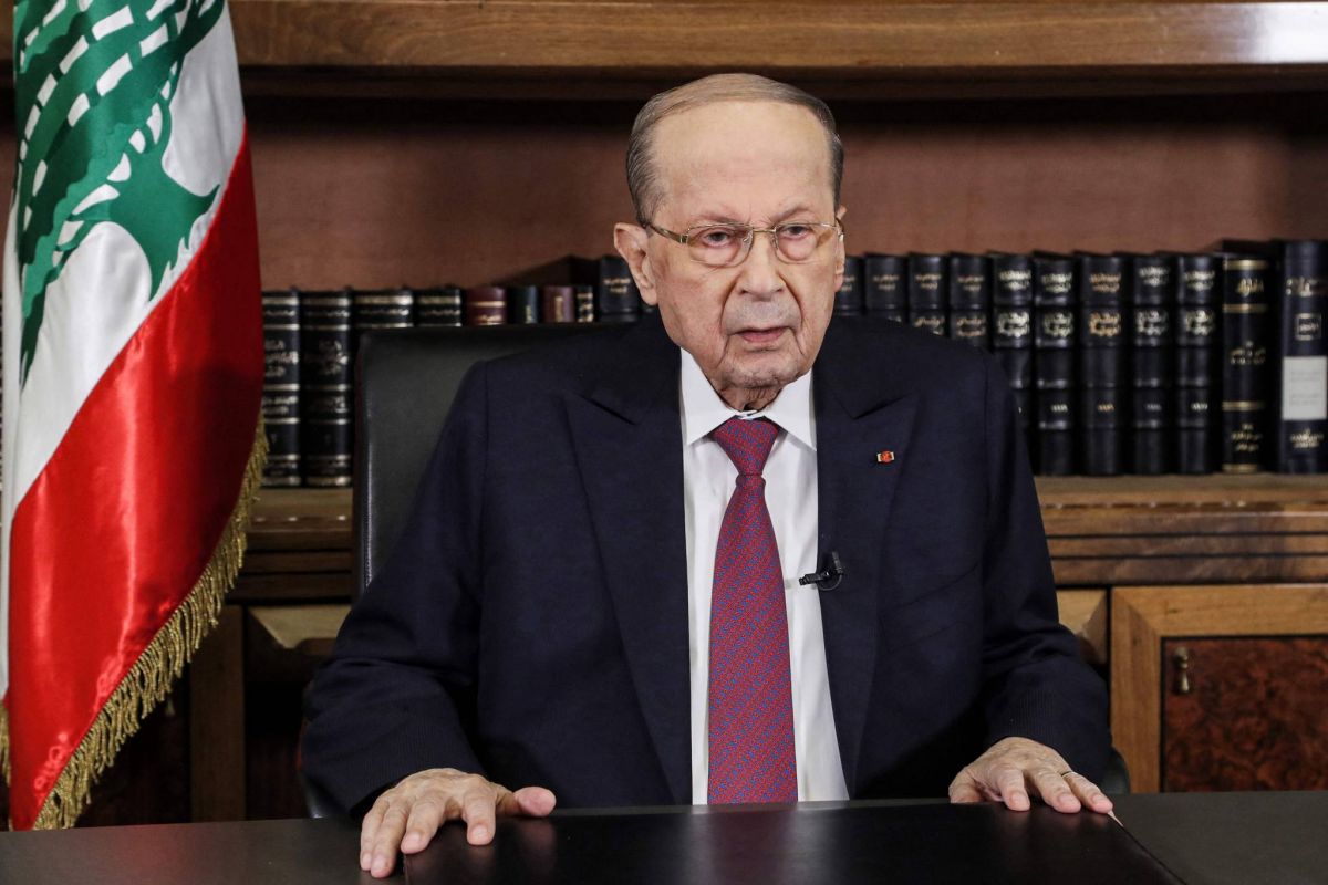 Aoun réclame des poursuites contre les personnes ayant participé à des tirs de célébration au Nouvel An
