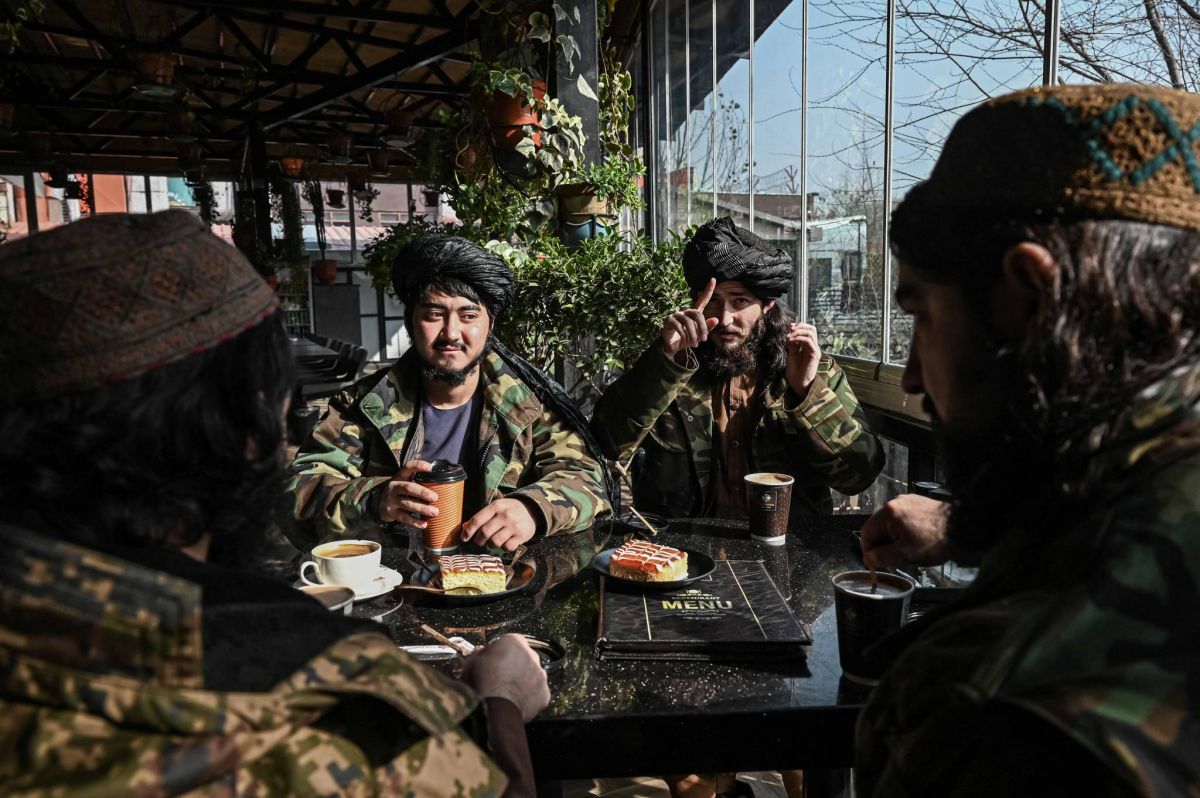 Des talibans demandent aux commerçants de décapiter les mannequins dans leurs magasins