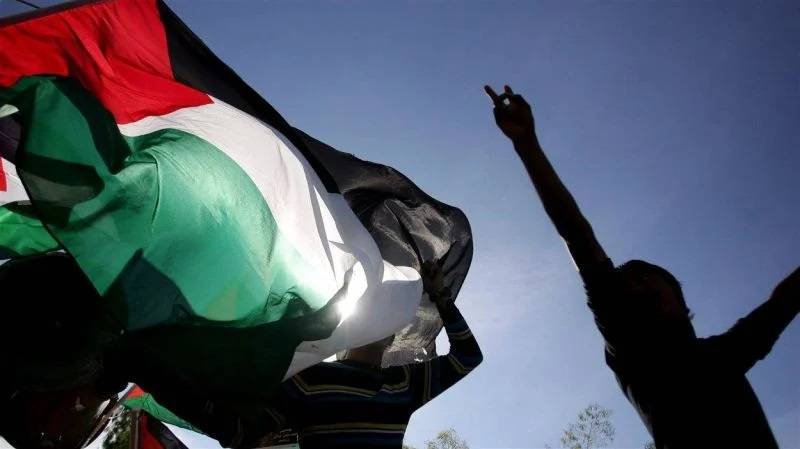 Mobilisation pour un gréviste de la faim palestinien dans un 