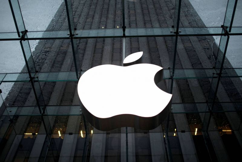 Apple dépasse 3.000 milliards de dollars en Bourse, une première