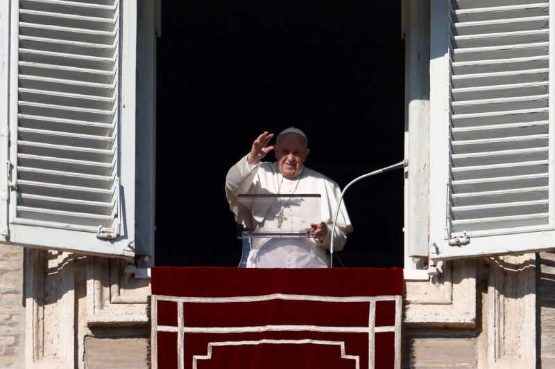 Le pape fustige les violences contre les femmes, un 