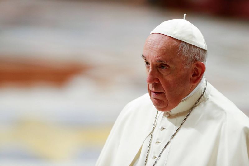 Le pape François ne préside pas les vêpres de fin d'année