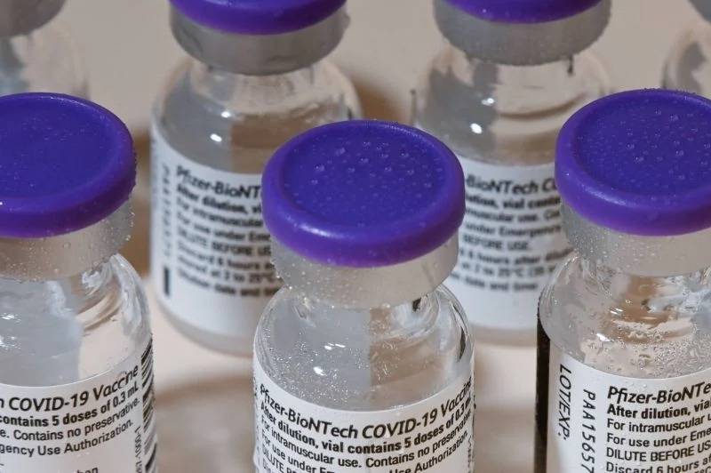 Ministries announce weekend Pfizer vaccine marathon for anyone aged 21 or above Ministries announce weekend Pfizer vaccine marathon for anyone aged 21 or above