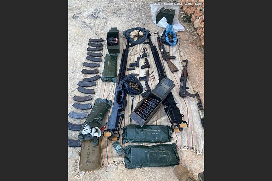 Des mitrailleuses et des fusils d'assaut saisis dans le véhicule d'une femme et de sa fille dans la Békaa