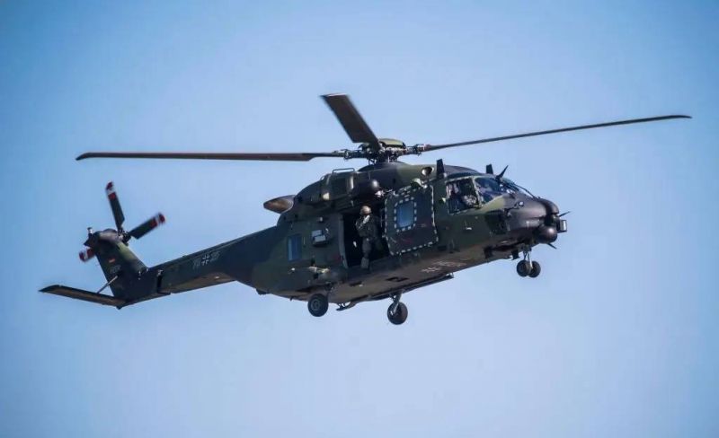 Israël achète des hélicoptères et avions-ravitailleurs américains