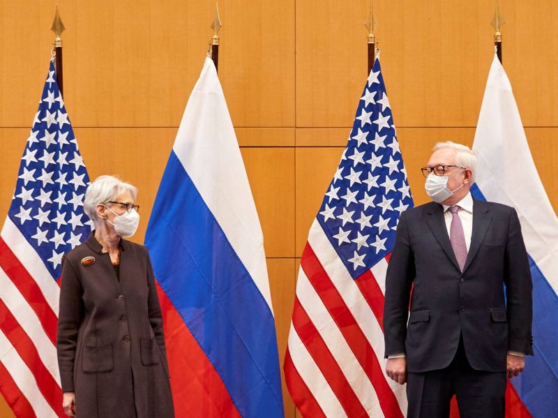 Ukraine et sécurité européenne : pourparlers tendus entre Américains et Russes