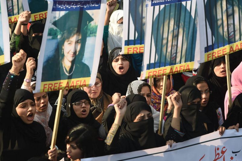 Aafia Siddiqui, la détenue pakistanaise au centre de la prise d’otages au Texas