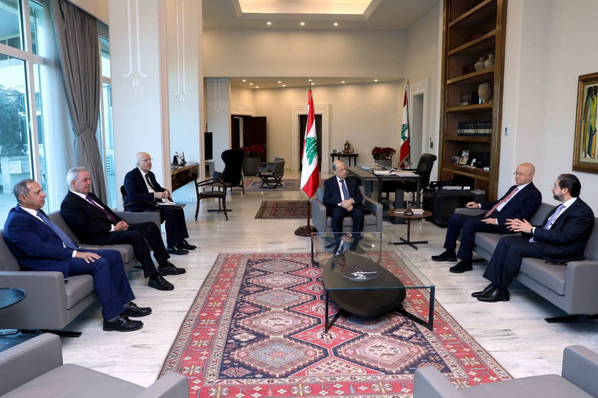 Aoun poursuit ses entretiens avant de décider de la tenue du 