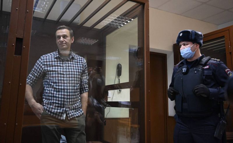 Navalny « ne regrette » rien, un an après son arrestation à son retour en Russie
