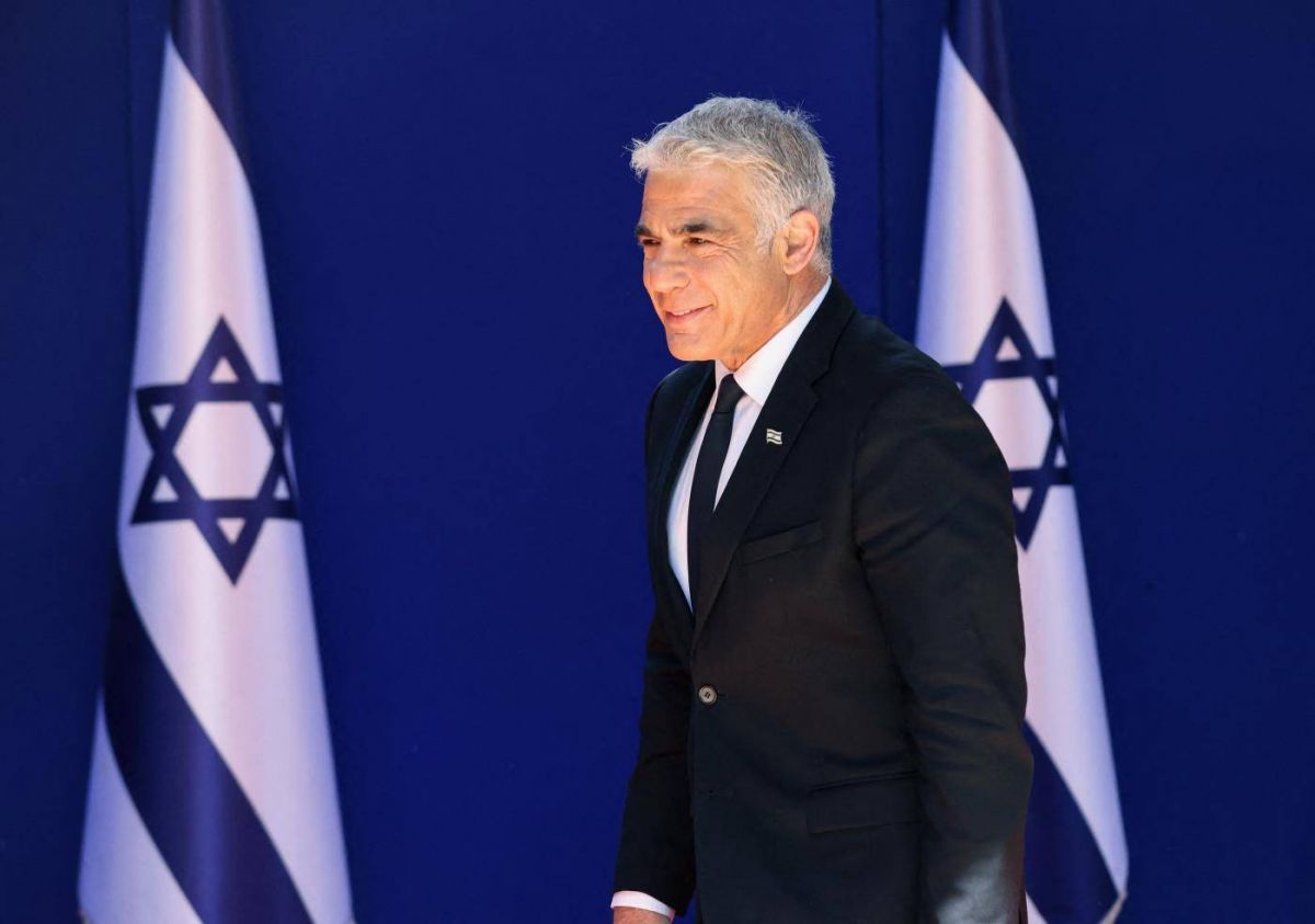 Première rencontre du chef de la diplomatie Yaïr Lapid avec un dirigeant palestinien