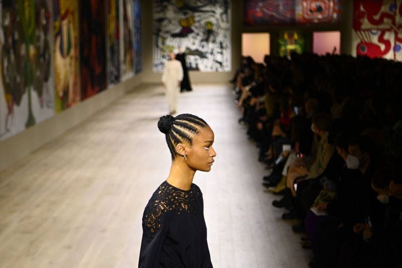 Dior : quand la broderie raconte la haute couture