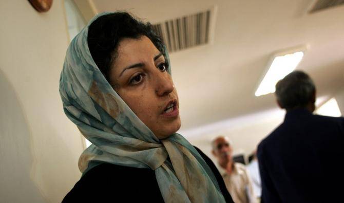 La militante iranienne Narges Mohammadi condamnée à 8 ans de prison, selon son mari