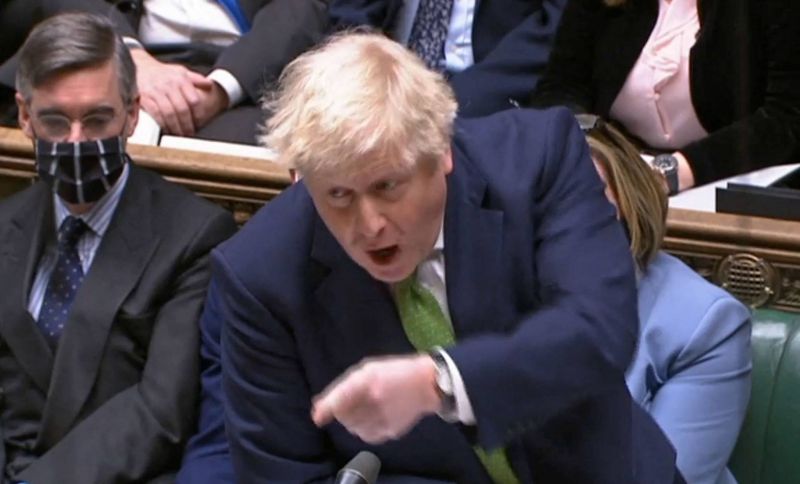 Boris Johnson annonce la fin de l'essentiel des restrictions en Angleterre