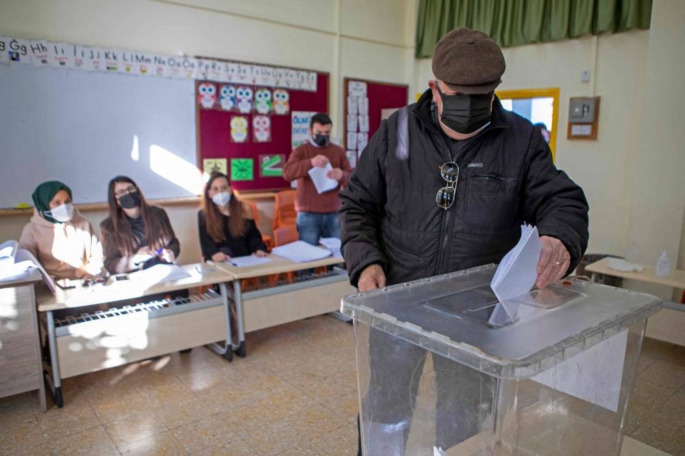 La droite nationaliste au pouvoir remporte les législatives