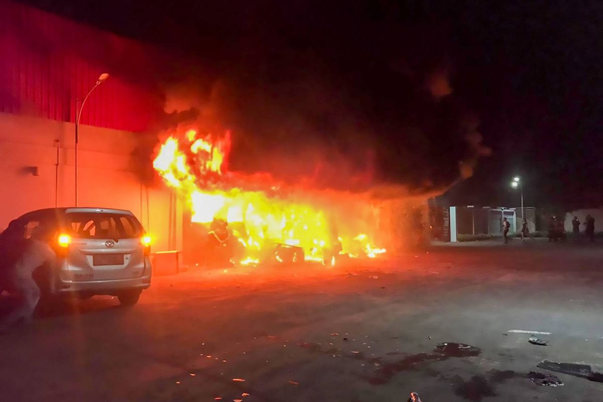 Au moins 19 morts dans des affrontements et un incendie en Papouasie occidentale