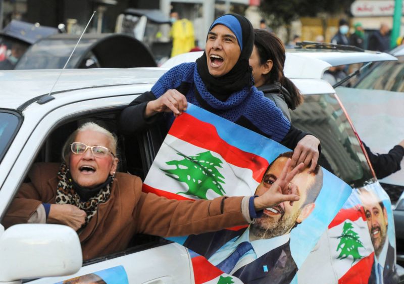 Entre tristesse et déception, des partisans de Hariri réagissent à son annonce